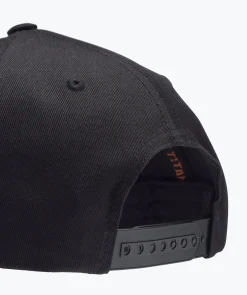 Snapback nero*T1TAN Clearance